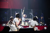 高らかに勝利を宣言する原治武。