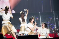 泣いたりなだめたり写メを撮ったり忙しいエビ中。