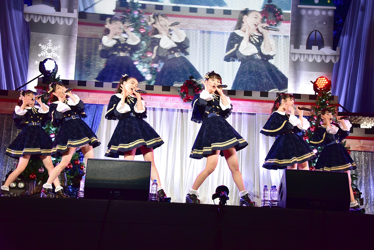 「ときめき▽宣伝部のどきどき▽クリスマスパーティー2019 ～夢に続く魔法のストーリー♪～」の様子。