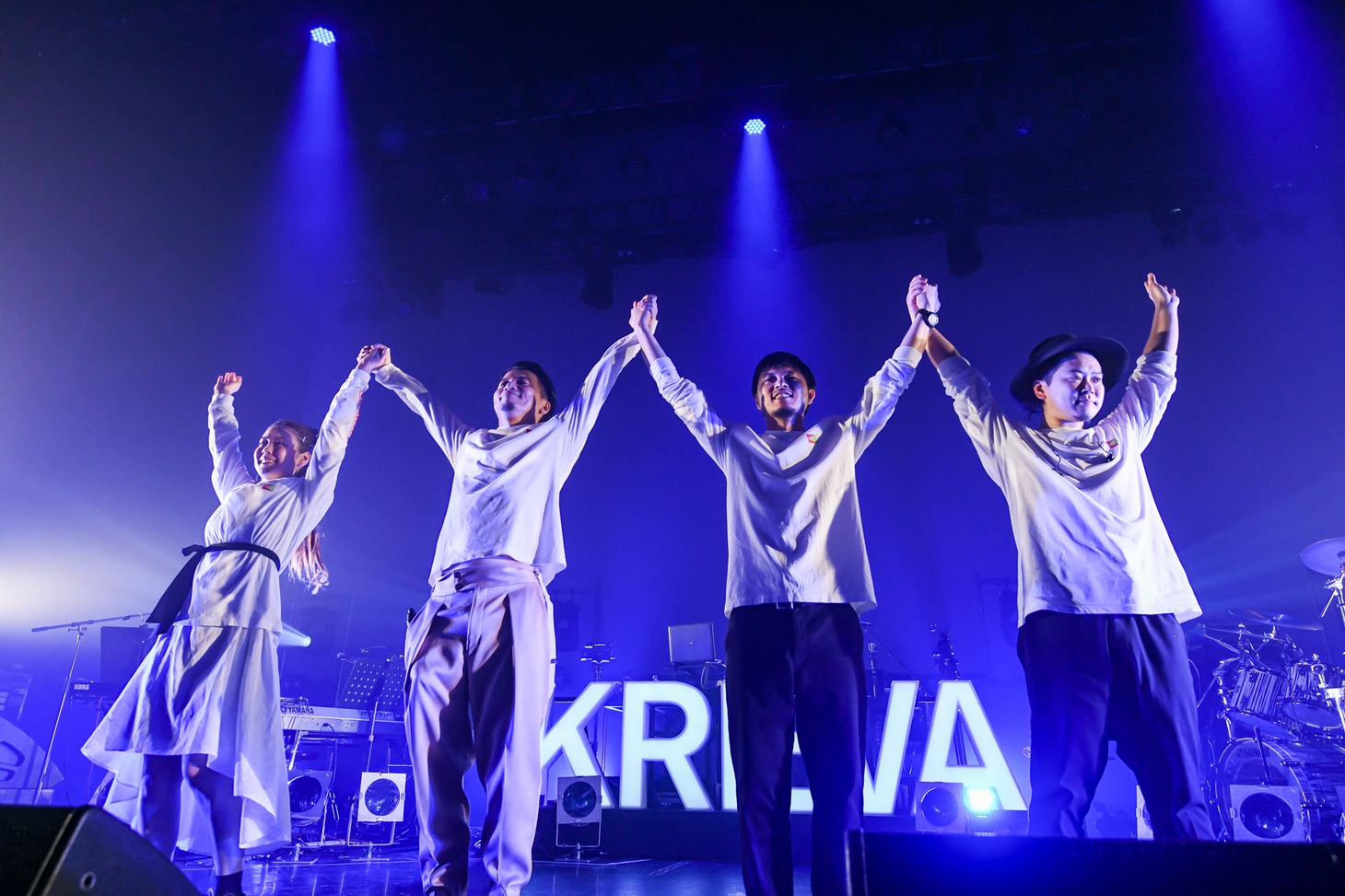 左からSONOMI、KREVA、熊井吾郎（MPC+DJ）、白根佳尚（Dr）。（撮影：岸田哲平）