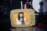 さまざまな小道具が詰め込まれた箱。