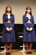 左から北野日奈子、堀未央奈。