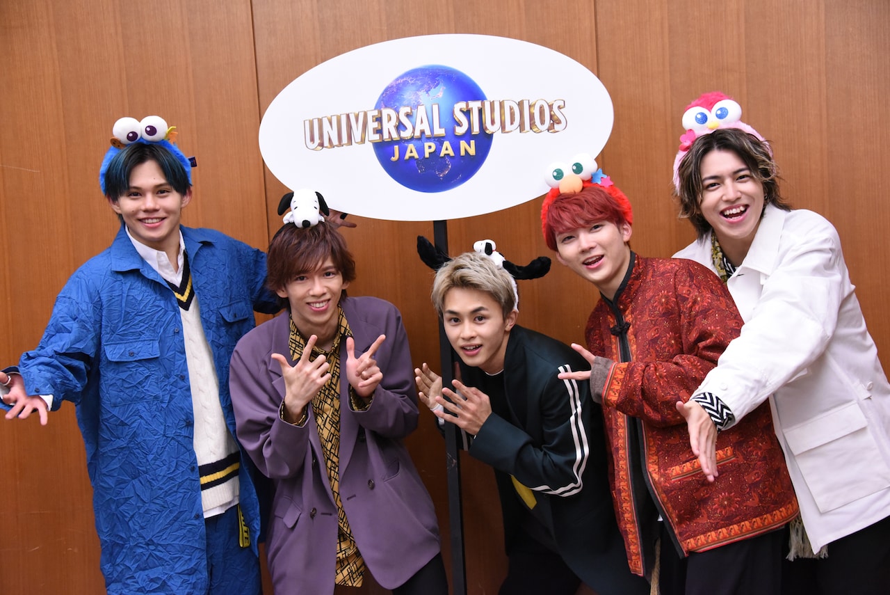 超特急「大切な8周年」結成日はUSJで、スヌーピー＆エルモも