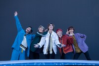 超特急（撮影：米山三郎）