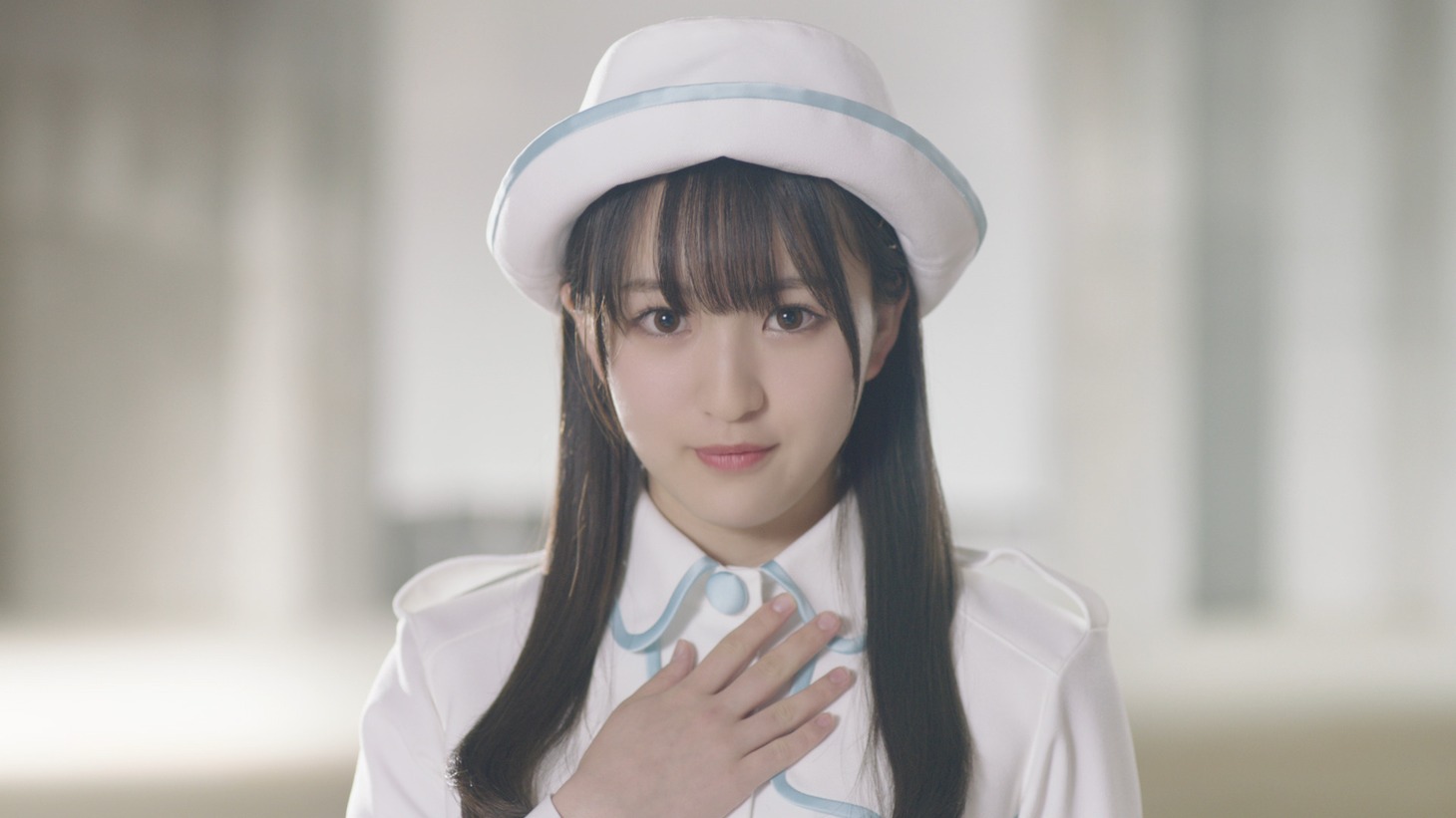 PiXMiX「チョコレート・リグレット」ミュージックビデオのワンシーン。