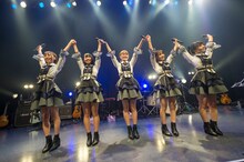 Jewel☆Ciel「アシタミライ」の様子。（写真提供：アクアルナ・エンターテイメント）