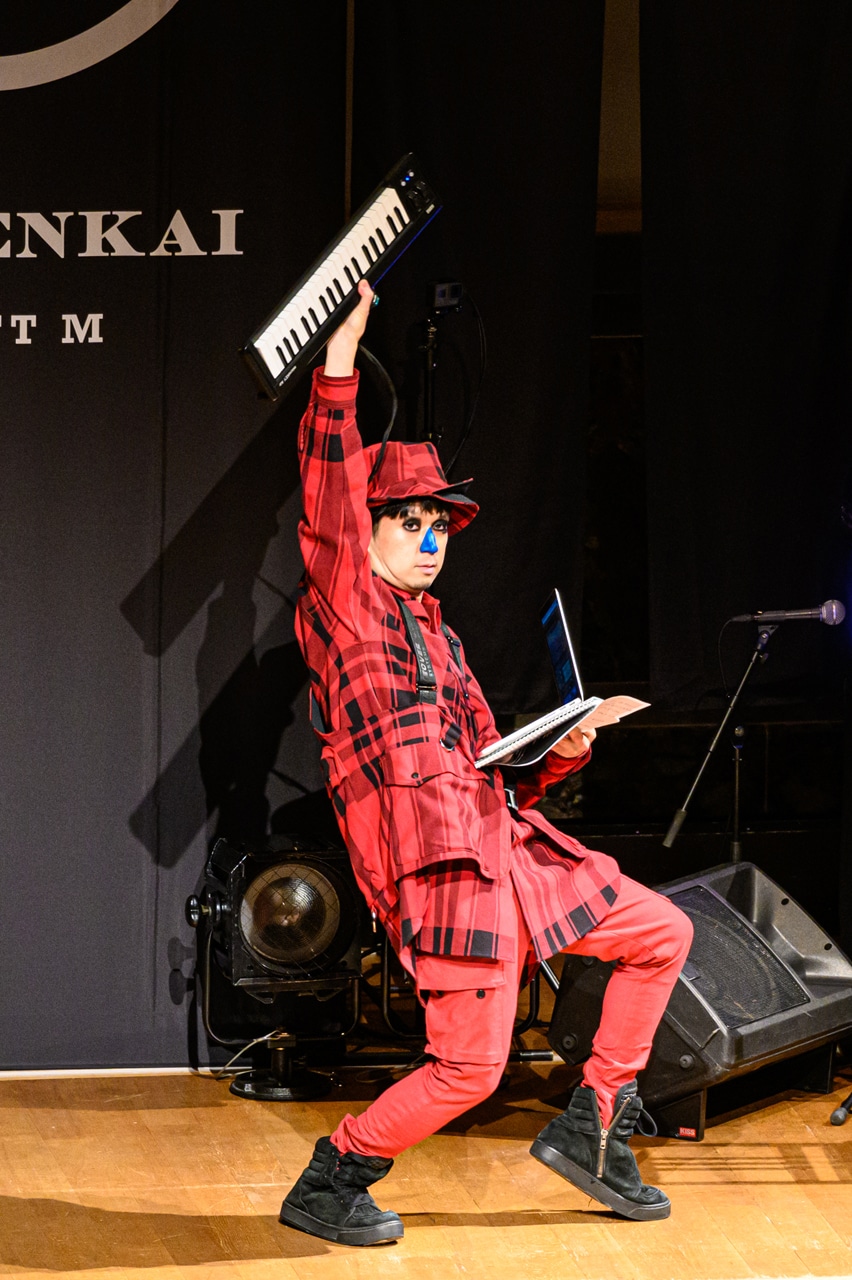 H ZETT M（Photo by Yuta Ito）