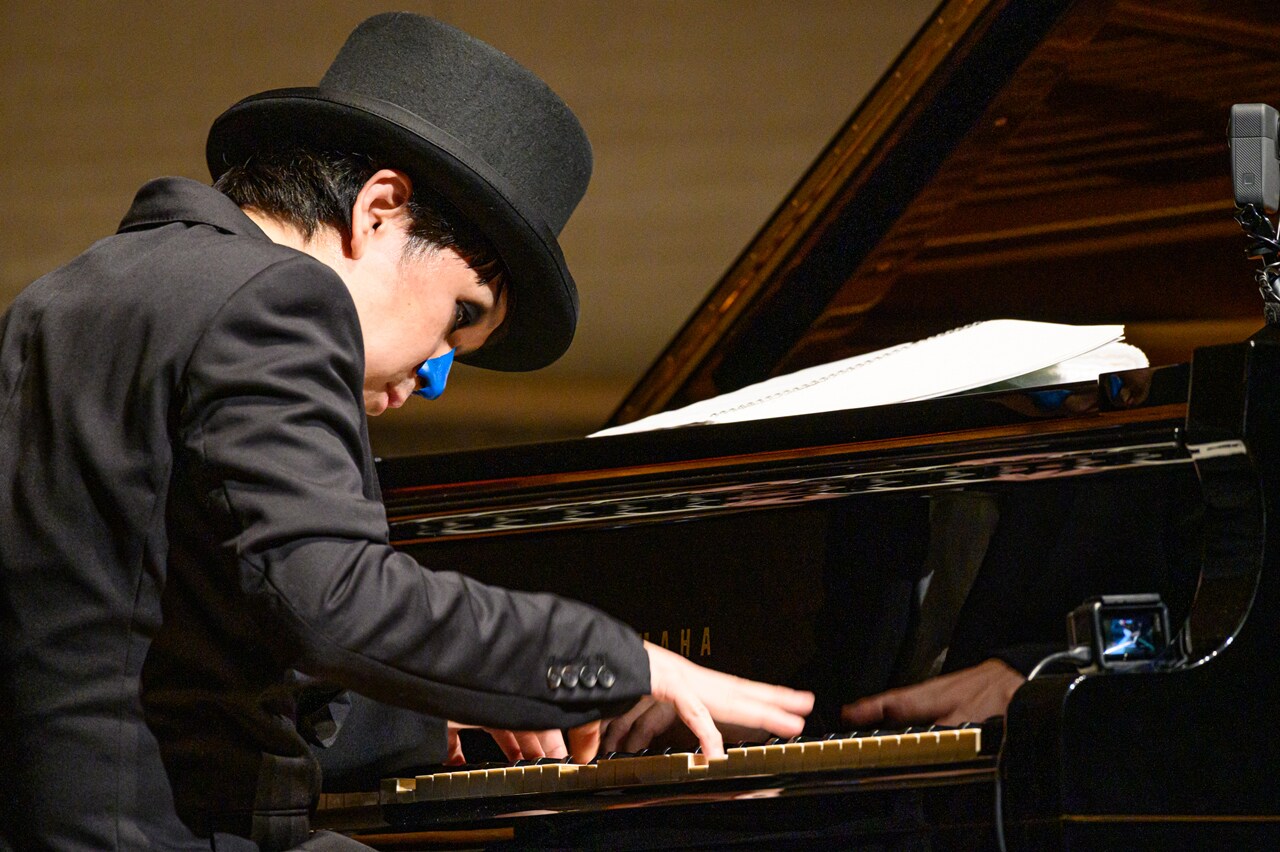 H ZETT Mの川崎コンサートにまらしぃ参加、「独演会」データ満載の書籍発売