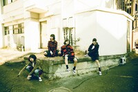 BiSのアーティスト写真（2019年12月）