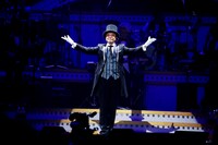 中山秀征（Photo by HAJIME KAMIIISAKA＋Z）