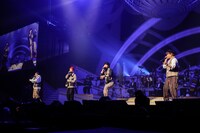 ヒューマンビートボクサーによるパフォーマンスの様子。（Photo by HAJIME KAMIIISAKA＋Z）