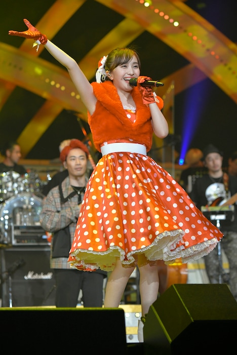 百田夏菜子(Photo by HAJIME KAMIIISAKA+Z)