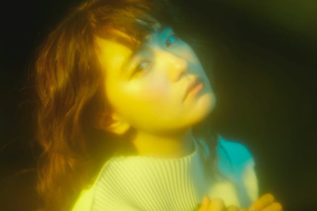 SHE IS SUMMER、LEBECCA boutique4周年イベントでライブ披露