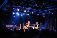 左から曽我部恵一、奇妙礼太郎。（撮影：大谷次郎）