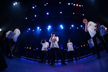 M!LK「変幻自在、ズバッとM!LK+6」東京・渋谷ストリームホール公演の様子。