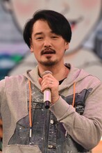 小田井涼平（純烈）