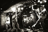 TENDOUJI（撮影：タイコウクニヨシ）