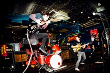 ワッツーシゾンビ（撮影：タイコウクニヨシ）