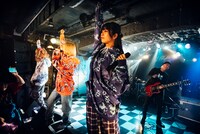 ゆるめるモ！×JOJO広重（非常階段）（撮影：タイコウクニヨシ）