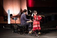 左からsugarbeans、riko。（Photo by Masayo）