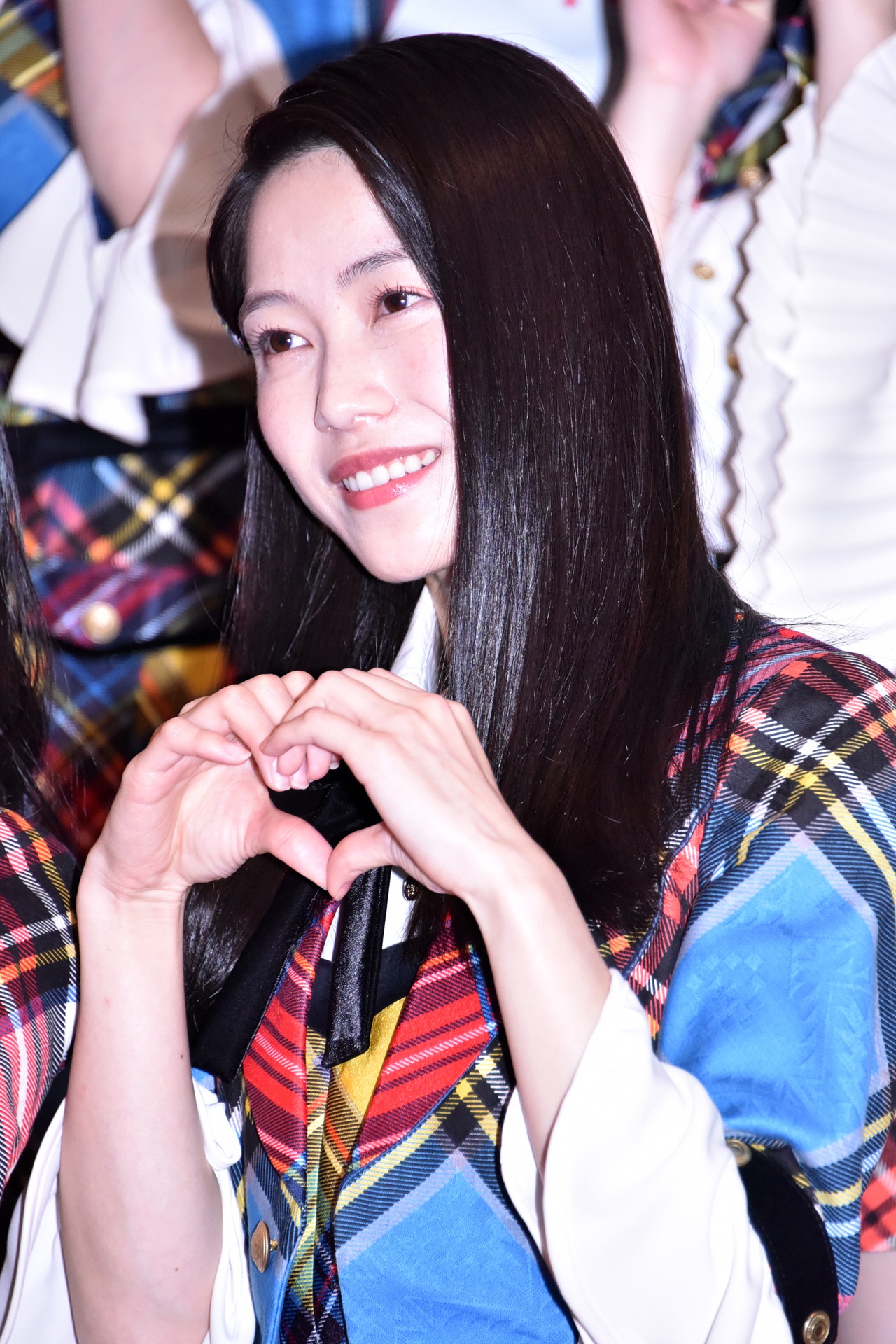 横山由依（AKB48）