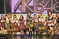 AKB48のパフォーマンスの様子。