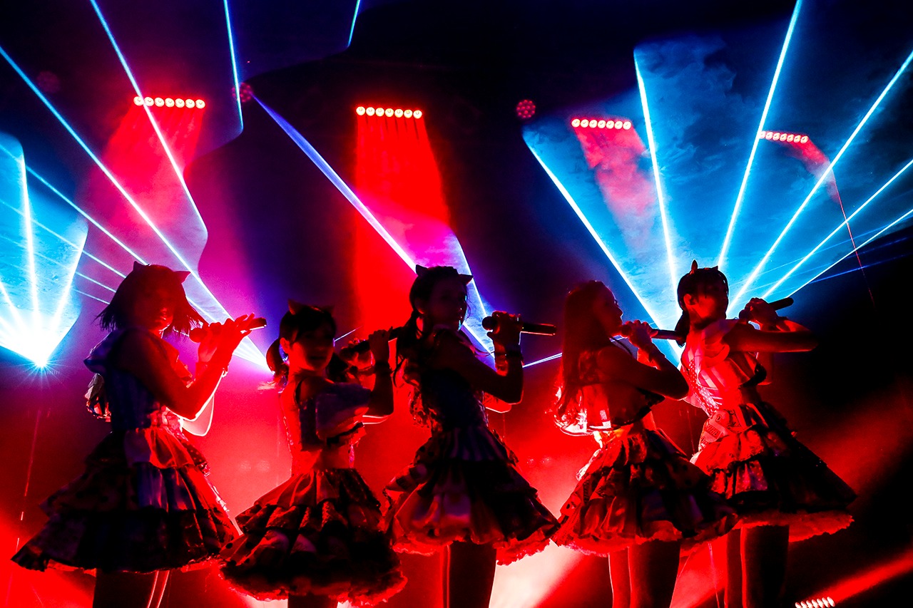 「Devil ANTHEM. 5th Anniversary ONEMAN LIVE“未来とは、今である～The future is now.～”」の様子。（写真提供：エイジアプロモーション）