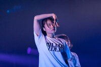 アキラ（BILLIE IDLE）（写真提供：オツモレコード）
