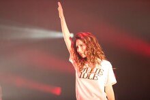 ファーストサマーウイカ（BILLIE IDLE）（写真提供：オツモレコード）