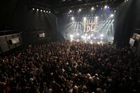 BILLIE IDLE「BILLIE IDLE TOUR LAST ORGY」マイナビBLITZ赤坂公演の様子。（写真提供：オツモレコード）