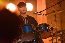 松浦匡希（Dr / Official髭男dism）