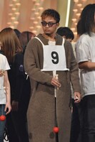 順番を待つ数原龍友。