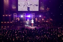 めいちゃん「ワンマンライブ6『サンタさんを捕まえよう』」の様子。（撮影：小松陽祐［ODD JOB］）