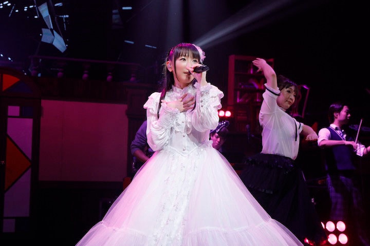 堀江由衣 約7年ぶりツアーで四季を伝える ライブレポート 音楽ナタリー