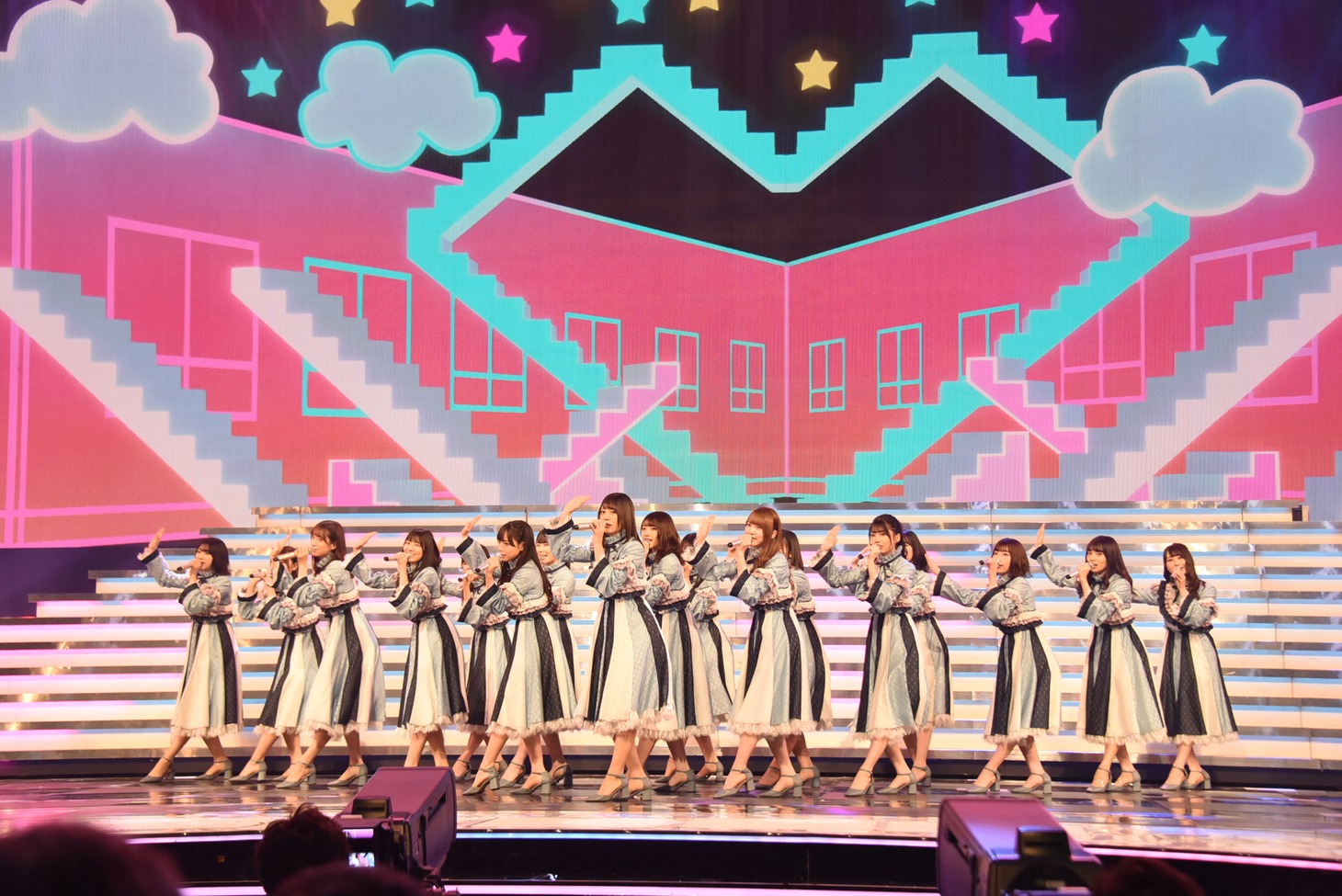 日向坂46