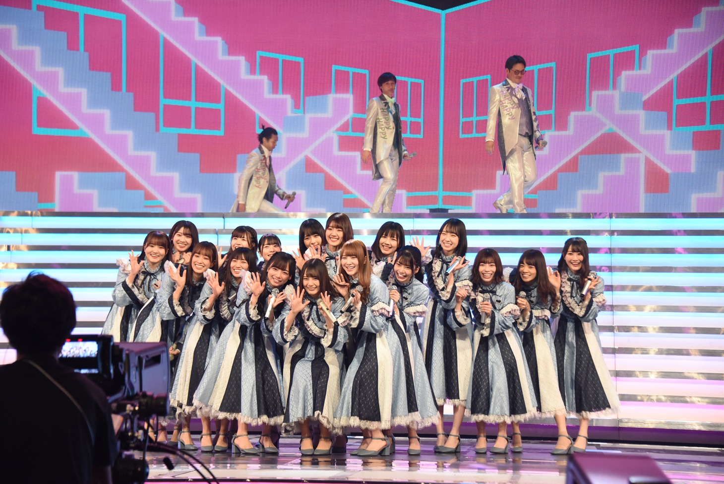 日向坂46