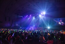 「私立恵比寿中学 カウントダウン学芸会『ねずみ年の幕開けはエビチュー』」の様子。