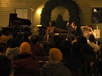 「タイムトラベル専門書店utoutoプレゼンツ『降りつもるじかん』」の様子。