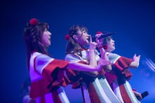 「私立恵比寿中学 カウントダウン学芸会『ねずみ年の幕開けはエビチュー』」の様子。