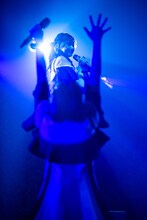 「私立恵比寿中学 カウントダウン学芸会『ねずみ年の幕開けはエビチュー』」の様子。