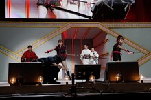 「ももクロ一座特別公演」のスピンオフ劇の様子。