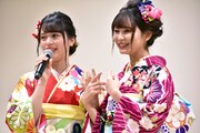 左から佐々木舞香、大場花菜。