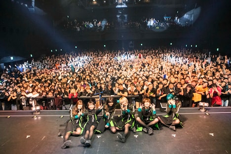 EMPiREとエージェントの集合写真。(Photo by sotobayashi kenta)