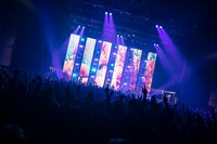 「EMPiRE'S GREAT REVENGE LiVE」の様子。（Photo by sotobayashi kenta）