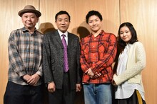 左から鈴木おさむ、塙宣之、小森隼、森田想。
