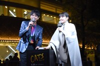 森崎ウィン（PRIZMAX）と葵わかな。