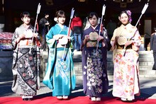 左から大園桃子、山下美月、渡辺みり愛、向井葉月。
