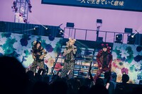 二丁目の魁カミングアウト「『ゲイでもアイドルになれる！』in 中野サンプラザ」の様子。（撮影：タマイシンゴ）