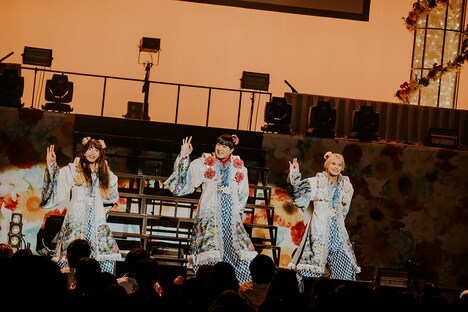 二丁目の魁カミングアウト「『ゲイでもアイドルになれる！』in 中野サンプラザ」の様子。（撮影：タマイシンゴ）