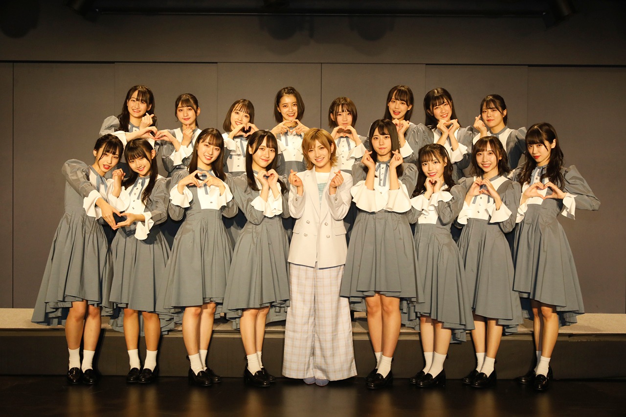 STU48 (c)STU